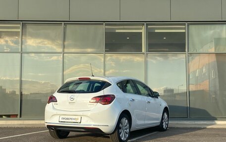Opel Astra J, 2013 год, 598 000 рублей, 4 фотография