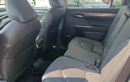 Toyota Highlander, 2026 год, 5 350 000 рублей, 10 фотография