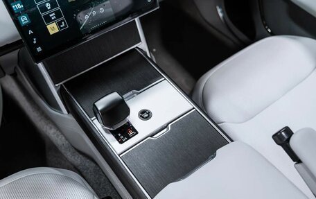 Land Rover Range Rover IV рестайлинг, 2025 год, 32 490 000 рублей, 13 фотография
