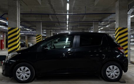 Toyota Vitz, 2011 год, 790 000 рублей, 2 фотография