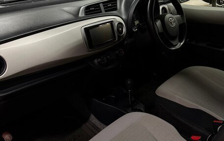 Toyota Vitz, 2011 год, 790 000 рублей, 11 фотография