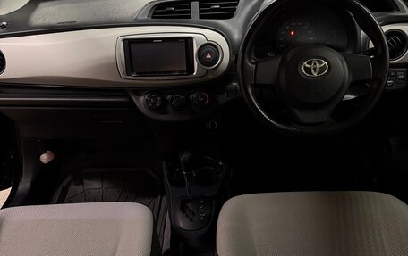 Toyota Vitz, 2011 год, 790 000 рублей, 16 фотография
