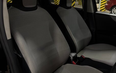 Toyota Vitz, 2011 год, 790 000 рублей, 29 фотография