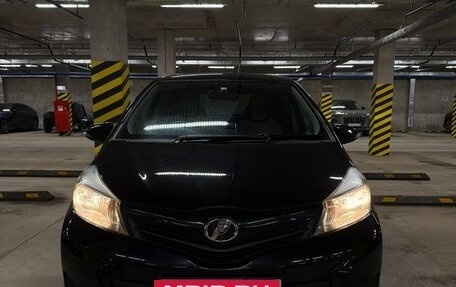 Toyota Vitz, 2011 год, 790 000 рублей, 21 фотография