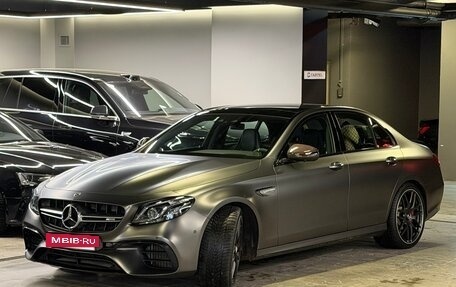 Mercedes-Benz E-Класс AMG, 2018 год, 6 800 000 рублей, 2 фотография