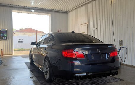 BMW 5 серия, 2011 год, 1 700 000 рублей, 17 фотография