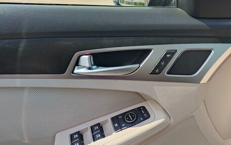 Hyundai Genesis II, 2016 год, 2 390 000 рублей, 11 фотография