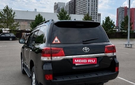 Toyota Land Cruiser 200, 2016 год, 7 200 000 рублей, 4 фотография