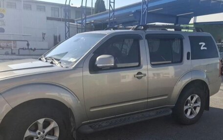 Nissan Pathfinder, 2007 год, 850 000 рублей, 2 фотография