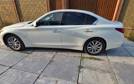 Infiniti Q50 I рестайлинг, 2014 год, 1 950 000 рублей, 2 фотография