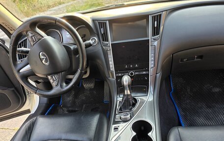 Infiniti Q50 I рестайлинг, 2014 год, 1 950 000 рублей, 12 фотография