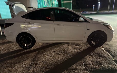 Hyundai Solaris II рестайлинг, 2012 год, 770 000 рублей, 7 фотография