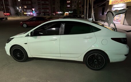 Hyundai Solaris II рестайлинг, 2012 год, 770 000 рублей, 13 фотография