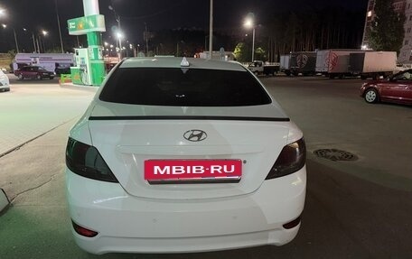 Hyundai Solaris II рестайлинг, 2012 год, 770 000 рублей, 10 фотография