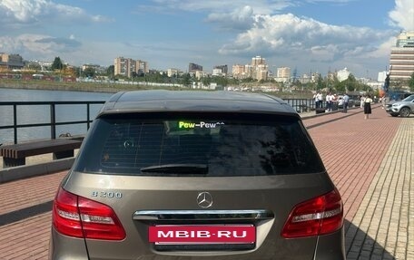 Mercedes-Benz B-Класс, 2013 год, 1 200 000 рублей, 3 фотография