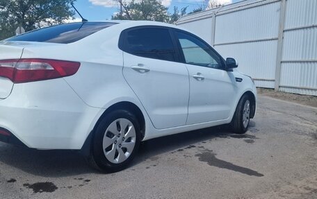 KIA Rio III рестайлинг, 2014 год, 750 000 рублей, 11 фотография