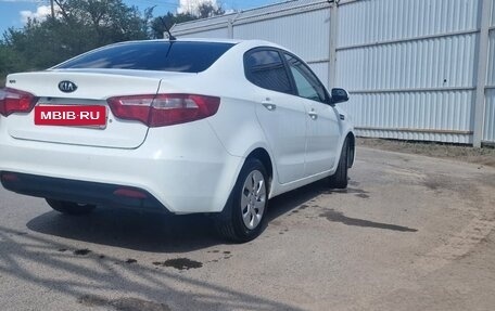 KIA Rio III рестайлинг, 2014 год, 750 000 рублей, 13 фотография