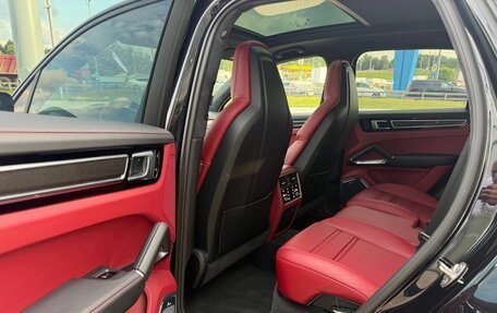 Porsche Cayenne III, 2019 год, 9 990 000 рублей, 15 фотография
