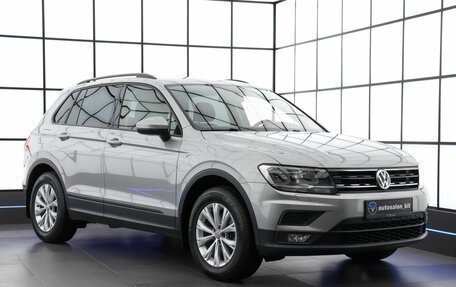 Volkswagen Tiguan II, 2018 год, 2 329 000 рублей, 3 фотография