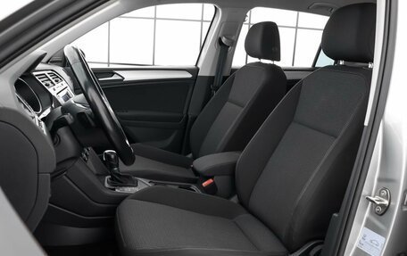 Volkswagen Tiguan II, 2018 год, 2 329 000 рублей, 8 фотография