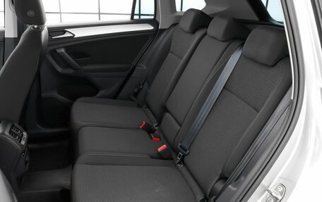 Volkswagen Tiguan II, 2018 год, 2 329 000 рублей, 9 фотография