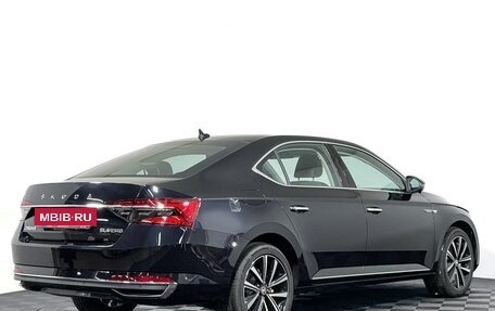Skoda Superb III рестайлинг, 2025 год, 3 995 000 рублей, 6 фотография