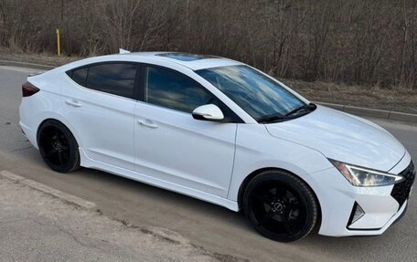 Hyundai Elantra VI рестайлинг, 2019 год, 2 200 000 рублей, 2 фотография