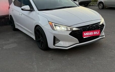 Hyundai Elantra VI рестайлинг, 2019 год, 2 200 000 рублей, 10 фотография