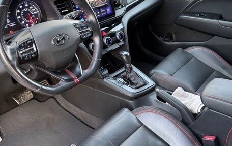 Hyundai Elantra VI рестайлинг, 2019 год, 2 200 000 рублей, 26 фотография
