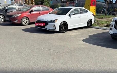 Hyundai Elantra VI рестайлинг, 2019 год, 2 200 000 рублей, 21 фотография