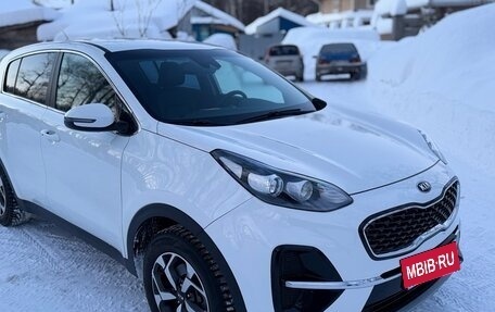 KIA Sportage IV рестайлинг, 2020 год, 1 900 000 рублей, 7 фотография