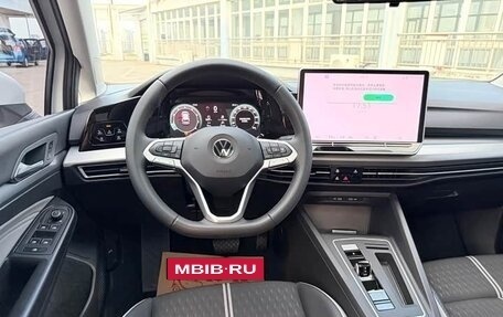 Volkswagen Golf VIII, 2025 год, 2 950 000 рублей, 8 фотография