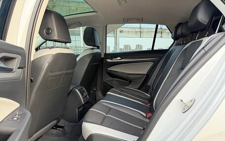 Volkswagen Golf VIII, 2025 год, 2 950 000 рублей, 16 фотография
