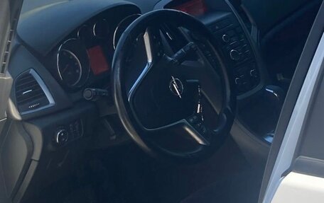 Opel Astra J, 2013 год, 790 000 рублей, 7 фотография