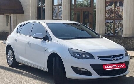 Opel Astra J, 2013 год, 790 000 рублей, 6 фотография
