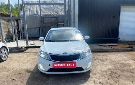 KIA Rio III рестайлинг, 2011 год, 720 000 рублей, 2 фотография