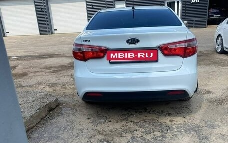 KIA Rio III рестайлинг, 2011 год, 720 000 рублей, 3 фотография