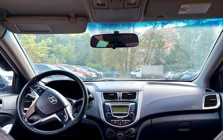 Hyundai Solaris II рестайлинг, 2011 год, 650 000 рублей, 13 фотография