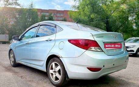 Hyundai Solaris II рестайлинг, 2011 год, 650 000 рублей, 4 фотография