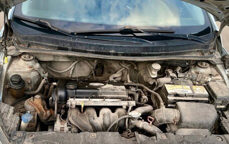 Hyundai Solaris II рестайлинг, 2011 год, 650 000 рублей, 22 фотография