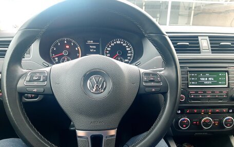 Volkswagen Jetta VI, 2014 год, 1 700 000 рублей, 8 фотография