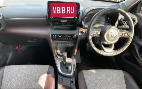 Toyota Yaris Cross, 2021 год, 1 340 300 рублей, 11 фотография