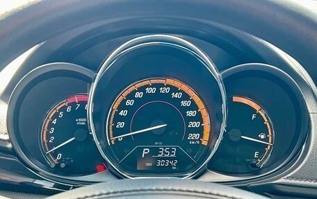 Toyota Yaris, 2022 год, 1 520 000 рублей, 9 фотография