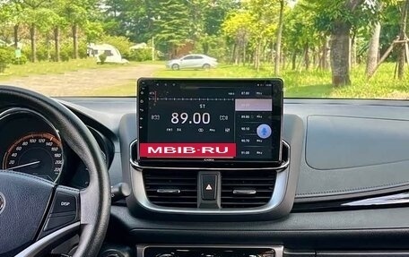 Toyota Yaris, 2022 год, 1 520 000 рублей, 12 фотография