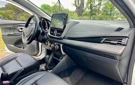 Toyota Yaris, 2022 год, 1 520 000 рублей, 20 фотография