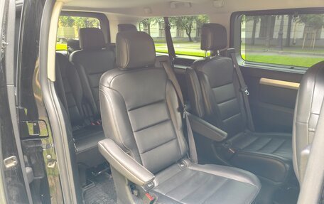 Peugeot Traveller I, 2019 год, 2 650 000 рублей, 4 фотография
