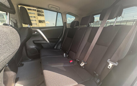 Toyota RAV4, 2015 год, 1 920 000 рублей, 18 фотография