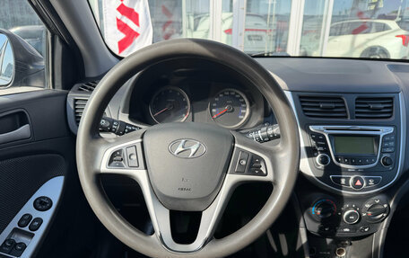 Hyundai Solaris II рестайлинг, 2013 год, 720 000 рублей, 12 фотография