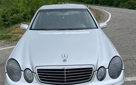 Mercedes-Benz E-Класс, 2004 год, 500 000 рублей, 2 фотография