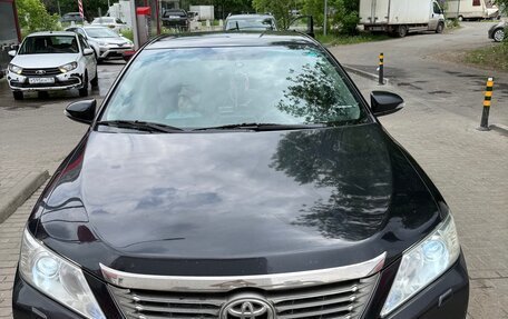 Toyota Camry, 2013 год, 1 800 000 рублей, 2 фотография